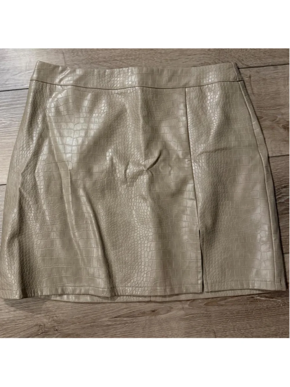 Croc embossed faux leather mini skirt
